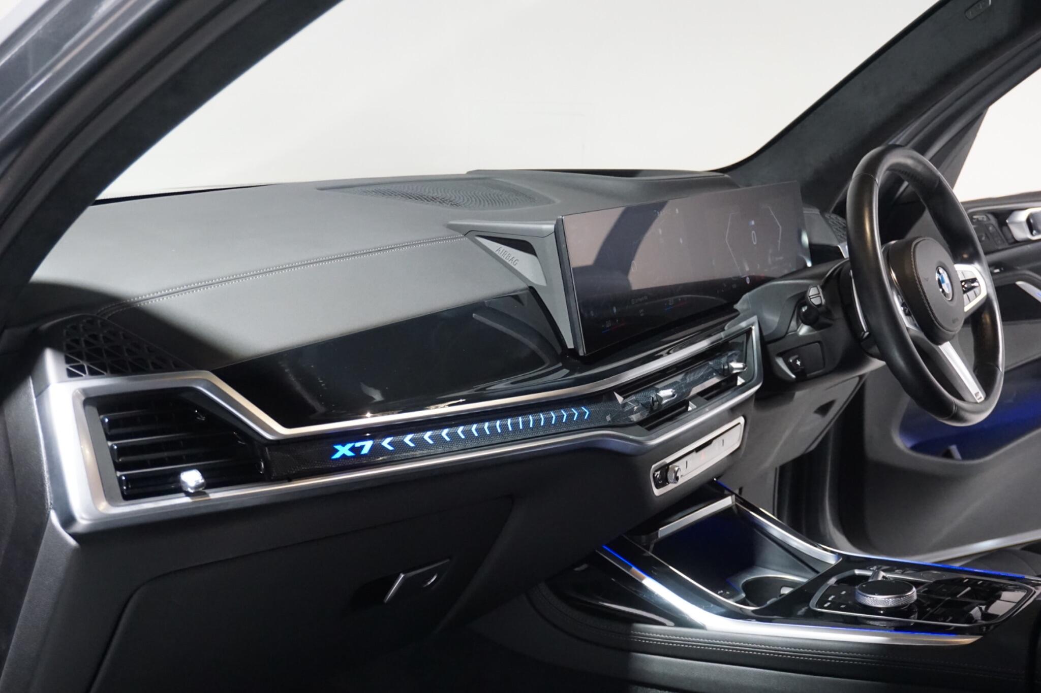 BMW X7 3.0 40d MHT M Sport SUV 5dr Diesel Hybrid Auto xDrive Euro 6 (s/s) (352 ps)